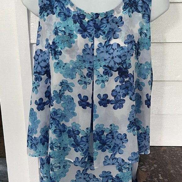 Lex & Madison Sleeveless Sheer Layered Top, Blue and White, Large - Picture 7 of 12